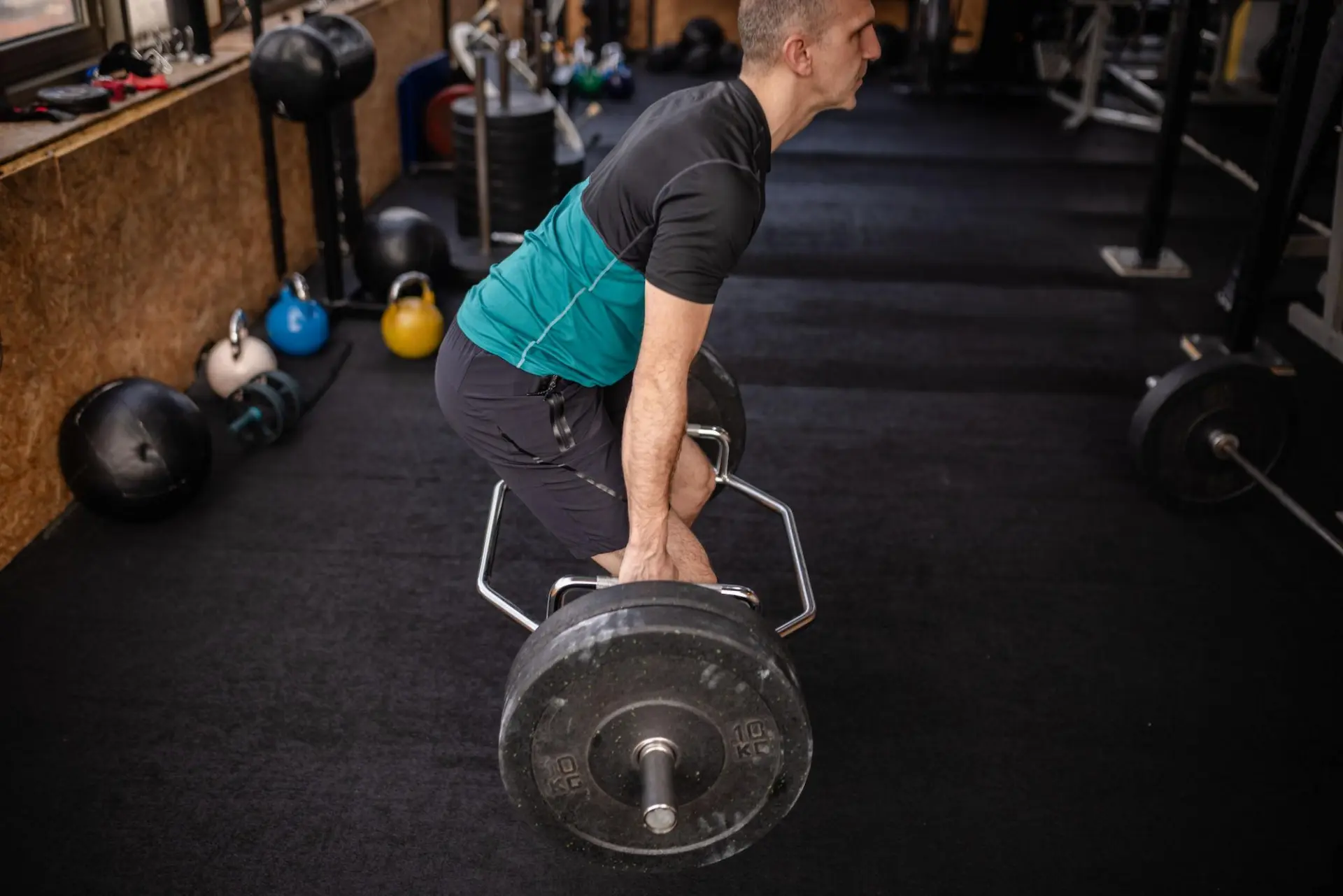 trap bar deadlift vezba za snagu i misice